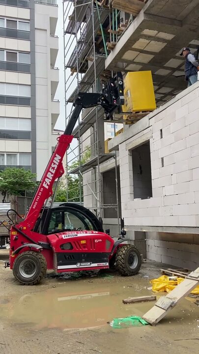 6 Metrelik Manitou ile Kata Malzeme İkmali